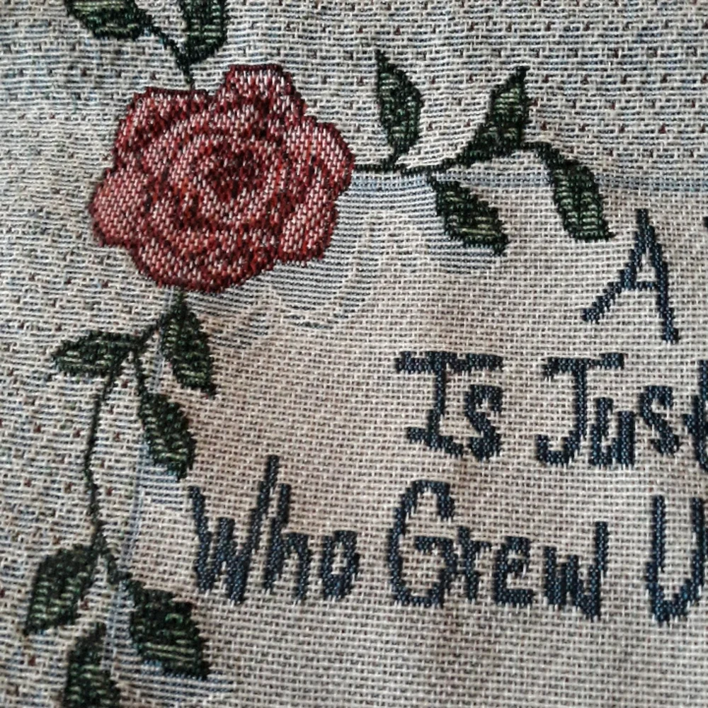Embroidered daughter wall tapestry, 12 x 8 inches